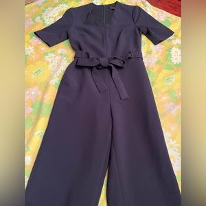 Banana Republic Short Sleeve Jumpsuit with Waist Tie & Pockets Size 00